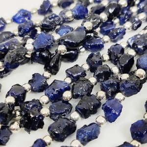 Feinster Natürlicher Blauer Saphir Roh/Blaue Saphir Perlen/Blauer Saphir roh/Unförmige Perle/Vertikal Spitze Gebohrt/6-9 MM/10 Stück/D3
