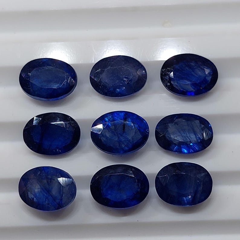 Blå safir ädelstenar, fasetterad oval slipning (2 stycken, 6 x 8 mm) bild 4