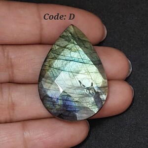 Blue Flash Labradorite Cabochon: Pear Shape Gemstone