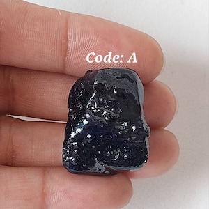 Natural Blue Sapphire Raw/Blue Sapphire Rough/Blue Sapphire Gemstone/Sapphire/September Birthstone/Sapphire Rough/Blue Sapphire Crystal/A79