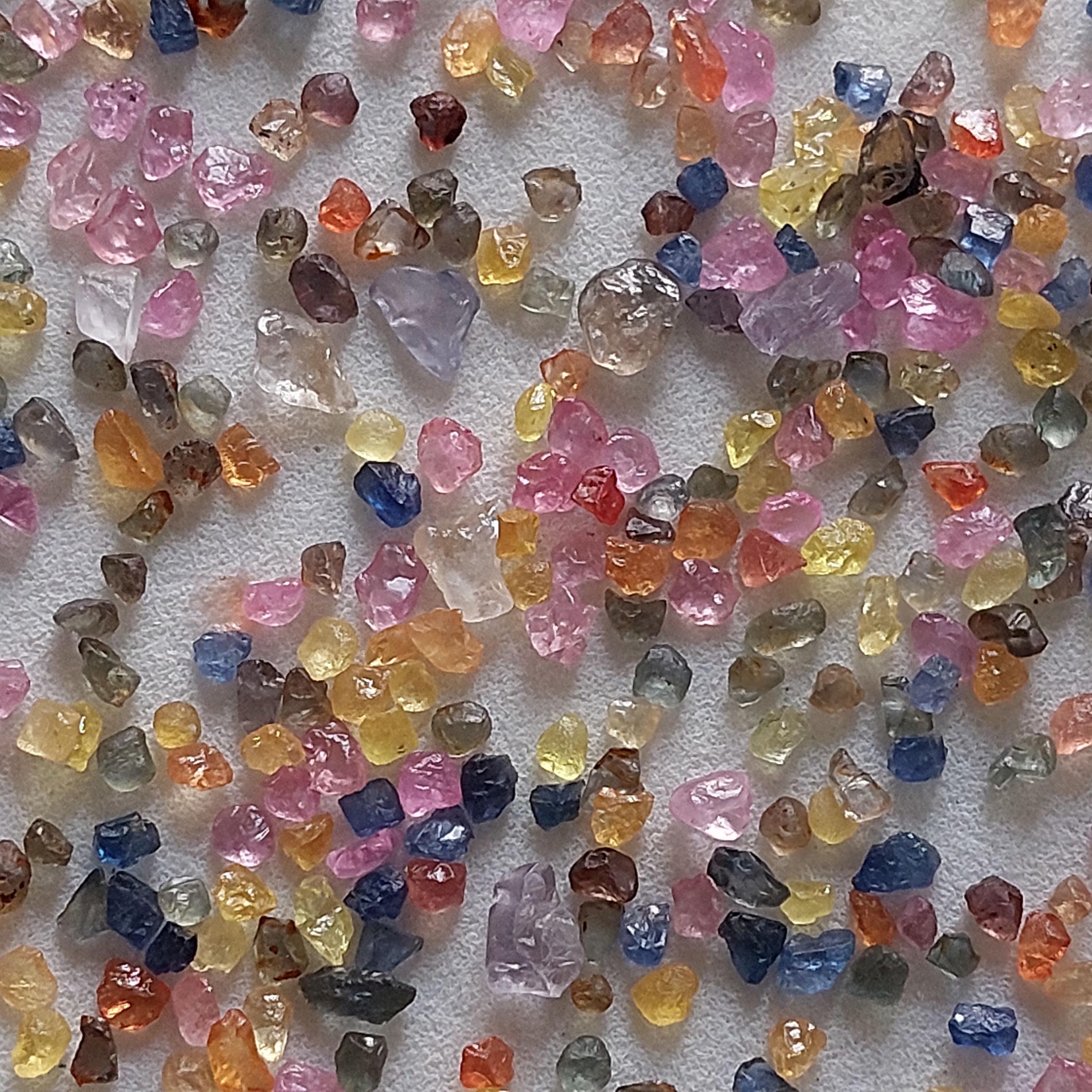 Lots de saphirs : Pierres précieuses naturelles et certifiées | GemSelect