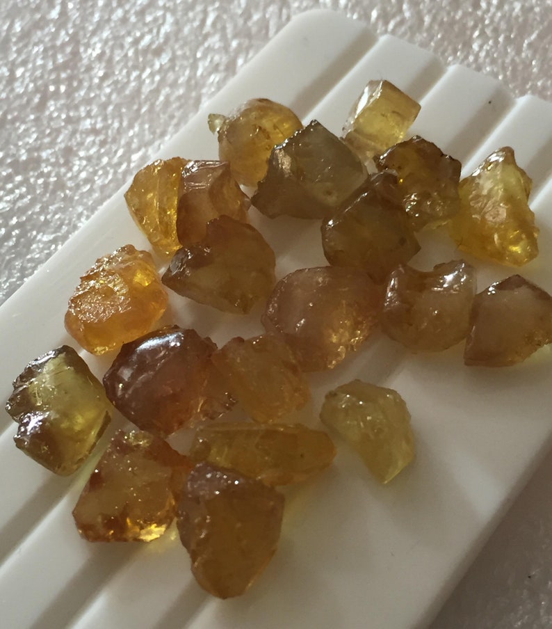 raw yellow sapphire raw yellow sapphire