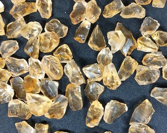 10 cristalli di citrino grezzo: pietre preziose sciolte, pietra portafortuna di novembre (10-18 mm)