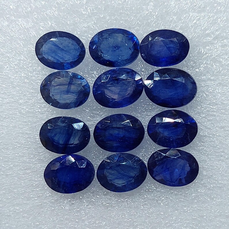 Blå safir ädelstenar, fasetterad oval slipning (2 stycken, 6 x 8 mm) bild 3