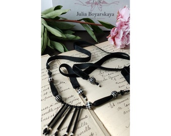 collier Alice, collier noir et blanc, collier unique, collier de perles