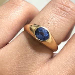 Natural Sapphire Ring, Solid 14k Yellow Gold, Oval Blue Sapphire Ring, September Birthstone, Minimalist Signet Gold Ring, Father&#39;s Day Gift