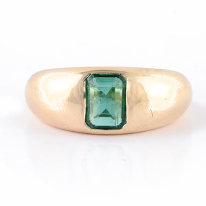 Solid 14K Yellow Gold Ring, Natural Emerald Ring, May Birthstone Ring, Signet Engagement Ring, Emerald cut Ring, Solitaire Minimalist Ring