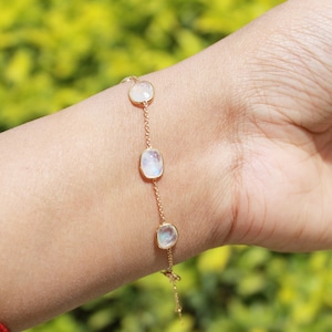 Natural Rainbow Moonstone Bracelet, Solid 18K Gold, June Birthstone, Chain Bracelet, Minimalist Bracelet, Tennis Bracelet, Gift For Her