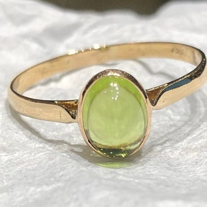 Solid 18K Yellow Gold Ring- Natural Peridot Ring- August Birthstone Ring- Minimalist Ring- Statement Ring- Solitaire Ring- Christmas Gift