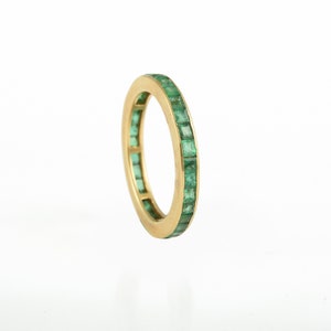 Natural Emerald Gold Band, Solid 18K Gold Ring, Eternity Band, May Birthstone Ring, Stackable Minimalist Ring, Wedding Band, Christmas Gift image 5