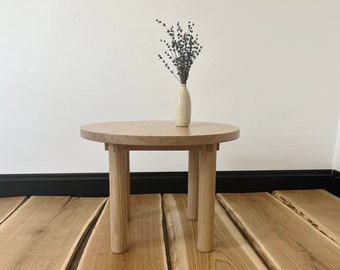 round side table, small circle wooden coffee table in the living room, rustic moodern accent coffee table