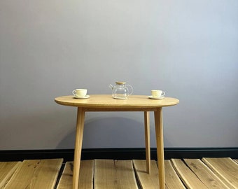 Ovaler Esstisch aus massivem Eichenholz, moderner Tisch für Esszimmer, handgefertigter Holztisch für Küche