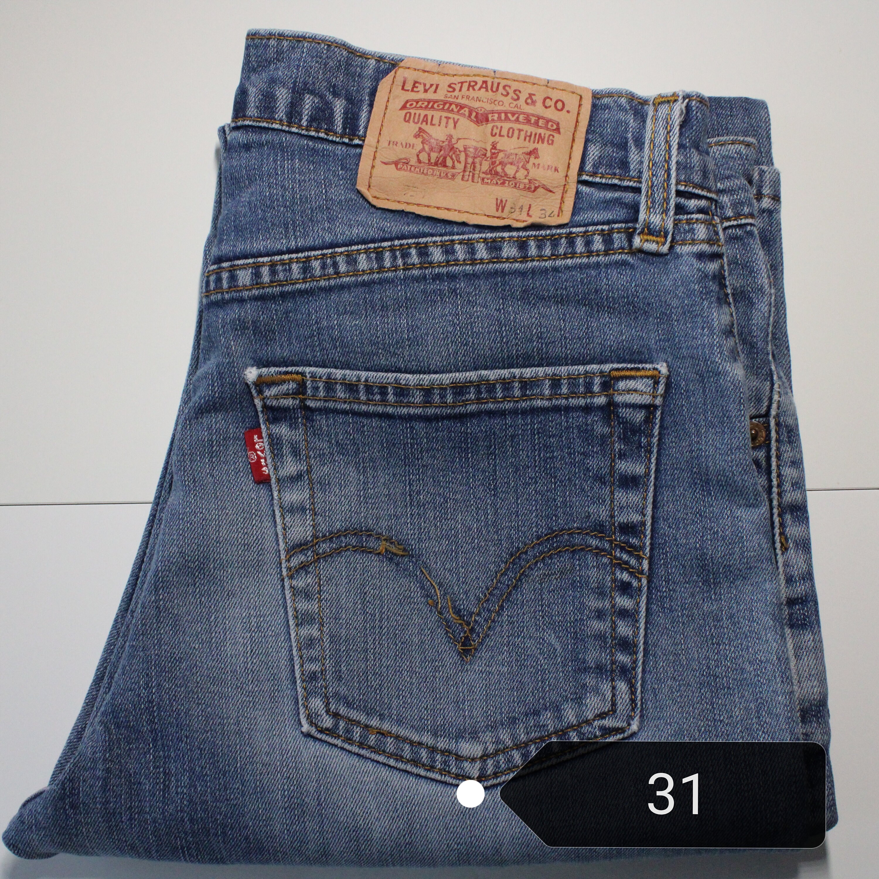 Levi's 581 W31/L34 jeans - Imparfaite.
