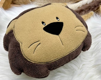 Cuddly cushion lion, fleece chocolate brown / caramel, 24x20x10cm