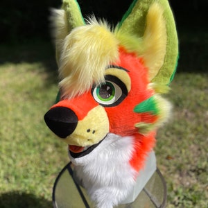 Fursuit head (commisions message before purchasing )