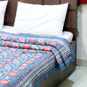 Hand Block Print Cotton Quilt: Reversible Indian Razai