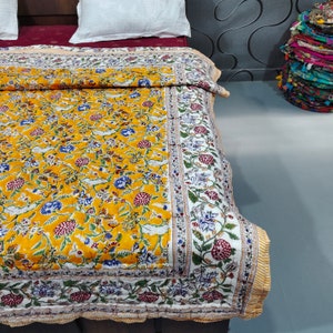 Bagru Hand Block Print Yellow floral Print, Light and Warm Reversible Boho Quilt, Bohemian patter, Queen blanket, cotton Comforter