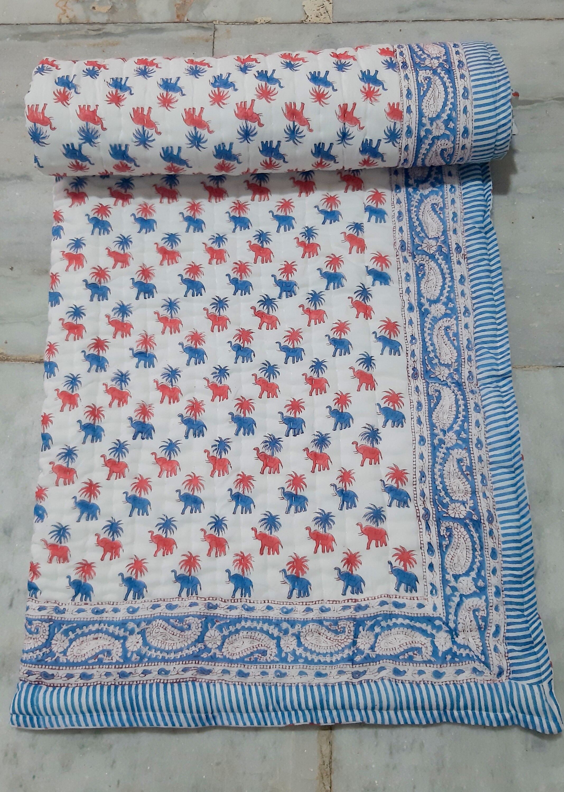 size of baby blanket quilt