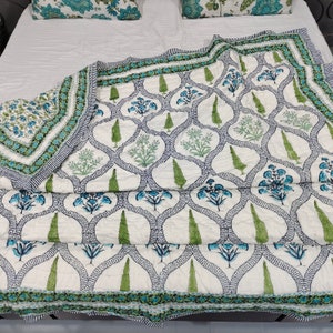 Green and blue Gorgeous Floral Cotton Block Print Quilt, Soft and light weight and cosy blanket, Quilt bed pattern, tree and floral pattern