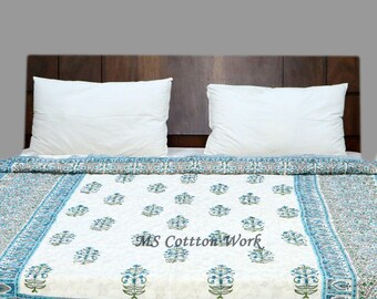 Hand Block Printed Cotton Queen Quilt: Jaipur Razai Bedspread