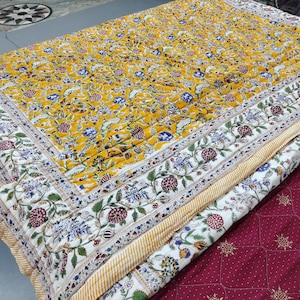 Bagru Hand Block Print Yellow floral Print, Light and Warm Reversible Boho Quilt, Bohemian patter, Queen blanket, cotton Comforter