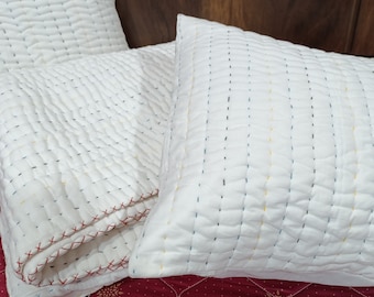 Hand Stitched Cotton Quilt with Pillow Cover: White Luxury Bedding