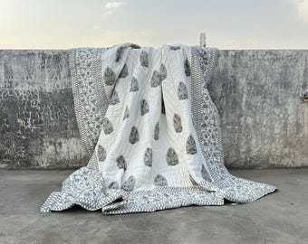 Hand Block Printed Jaipuri Cotton Razai Quilt – Grey Floral AC Blanket