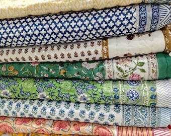 Hand Block Print Cotton Quilt: Jaipuri Reversible Razai