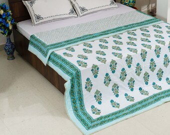 Hand Block Print Cotton Quilt: Lightweight Floral Blanket