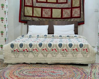 Hand Block Printed Cotton Queen Quilt: Jaipur Razai Bedspread