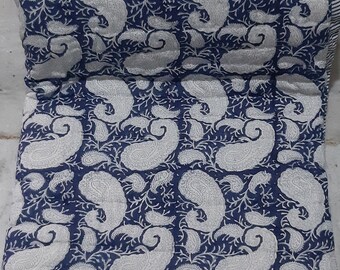 Hand Block Print Cotton Quilt: Reversible Jaipuri Queen Razai
