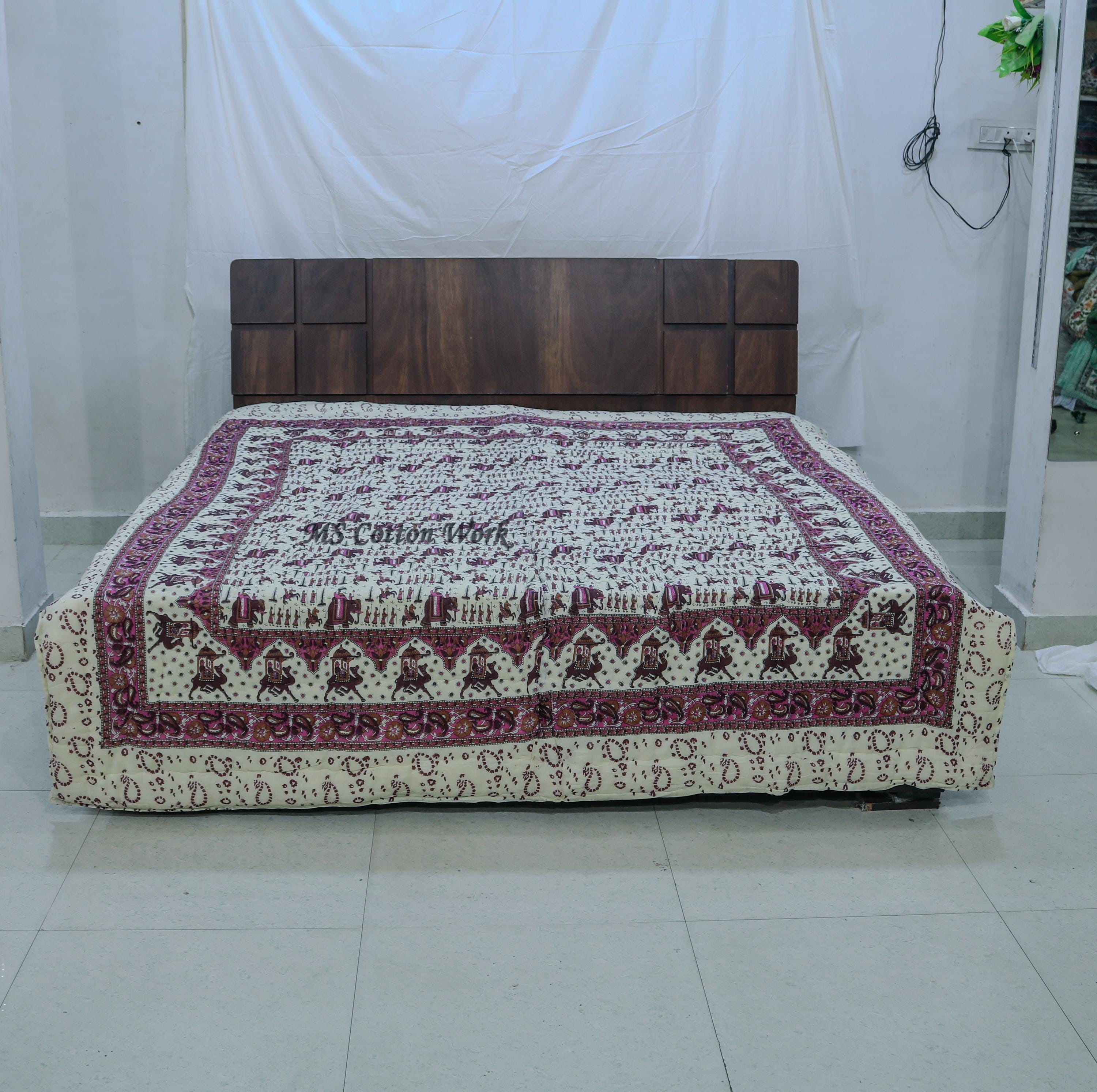 ハンドブロックプリントコットンキルト：象とラクダのプリント柄インド