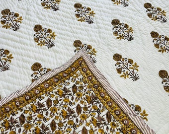 Hand Block Print Cotton Quilt: Mughal Buta Design, Reversible Razai
