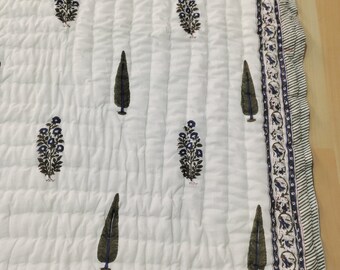Hand Block Print Cotton Quilt: Reversible Floral Jaipuri Rajai