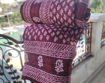 Red Cotton Quilt: Hand Block Print Reversible Bed Comforter (US Queen 90x108)