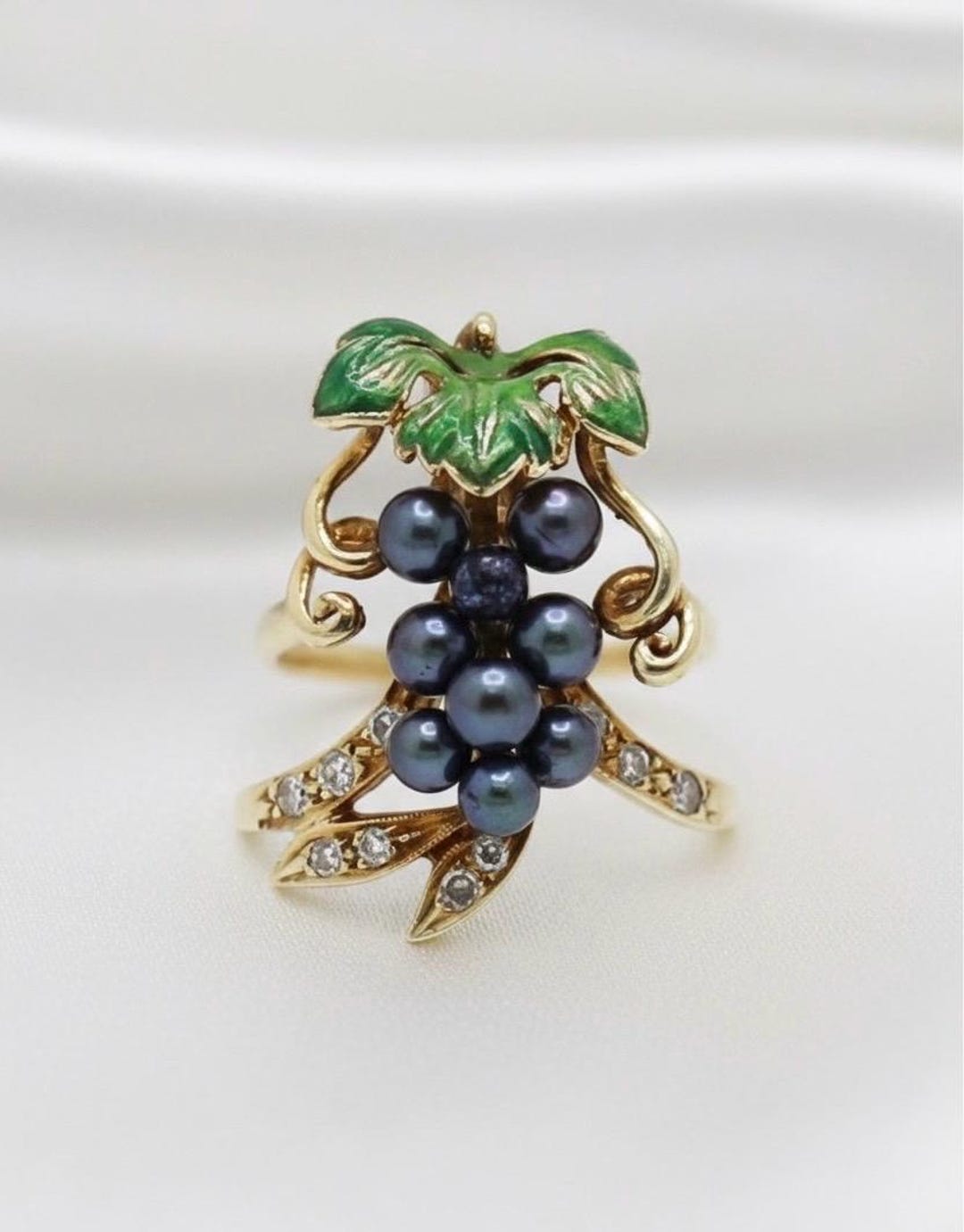 Vintage Signed SB 14k Gold Grape Cluster Ring – Black Pearls, Diamonds ...