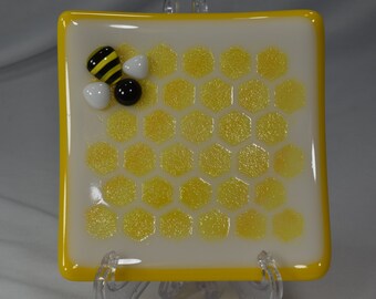 Handmade Fused Glass Square Honeybee and HoneyComb Dish  #10 4"x4"