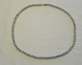 Vintage fashion silver grey pearl necklace 21 inches screw closure