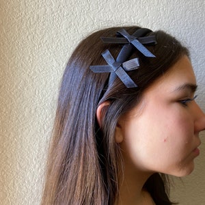 Double ribbon bow headband black ribbon bow image 2