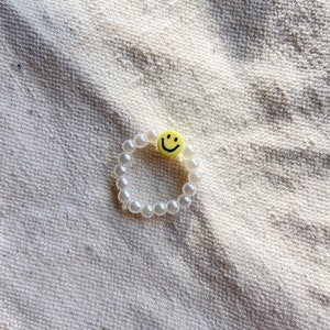 Men's Smiley Face Pearl Choker with Assorted Beads