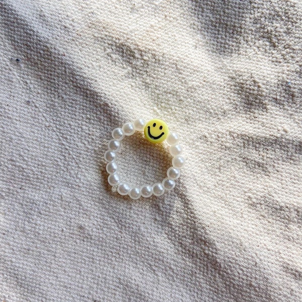 Smiley Face Pearl Ring! | pearl bead ring | happy face ring | beaded handmade ring | yellow smile face pearl ring
