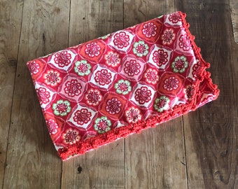 2898/4031 TWILLEYS-Crochet Kit-Baby Blanket-Jaune