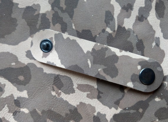 Neckscarf Ring Leather Scout Skluft Camo Neckscarf Knot Turk/'s Waistband Woggle Neckerchief Camouflage Colors