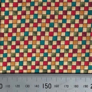 Estampado cuadrado multicolor. Perfecto para manualidades a pequeña escala.