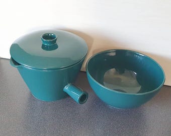 Arabia Finland Kilta bowls (2) green, designed by Kaj Franck