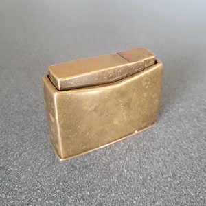 Mcm lighter hot sale