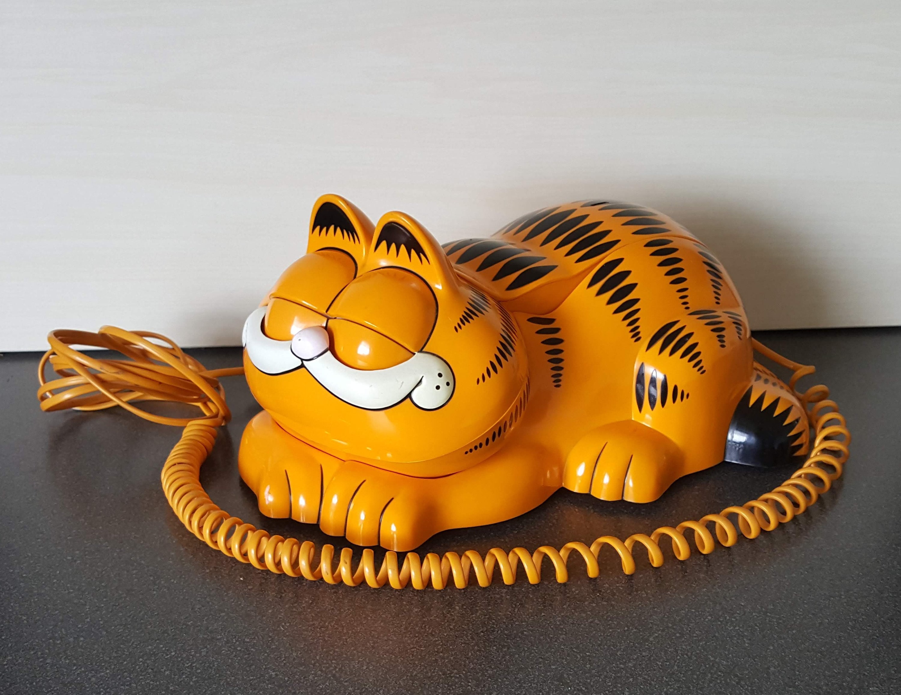 Vintage Garfield Telephone (WORKING), by Tyco, 80s Retro Push