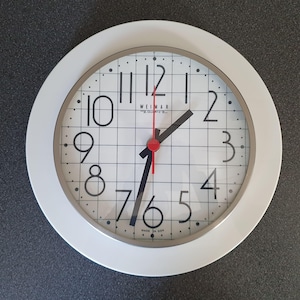 Weimar Clock - Etsy