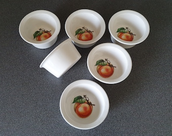 Villeroy and Boch ovenware vol-au-vents, set of 6, with a peach or apricot decoration, made in Luxembourg