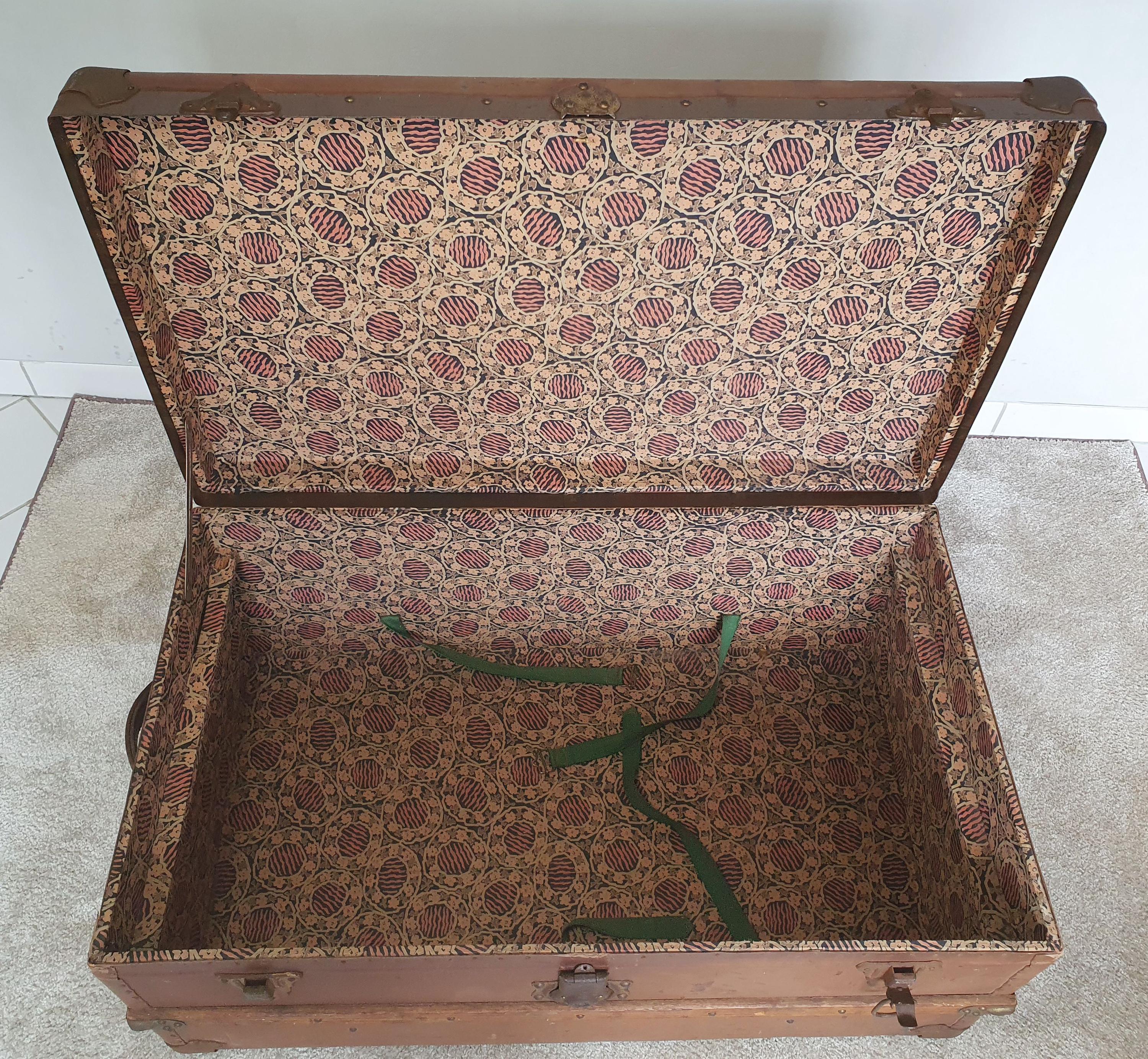Antique Wooden Trunk W/ Yale & Towne Padlock (no Key), Circa